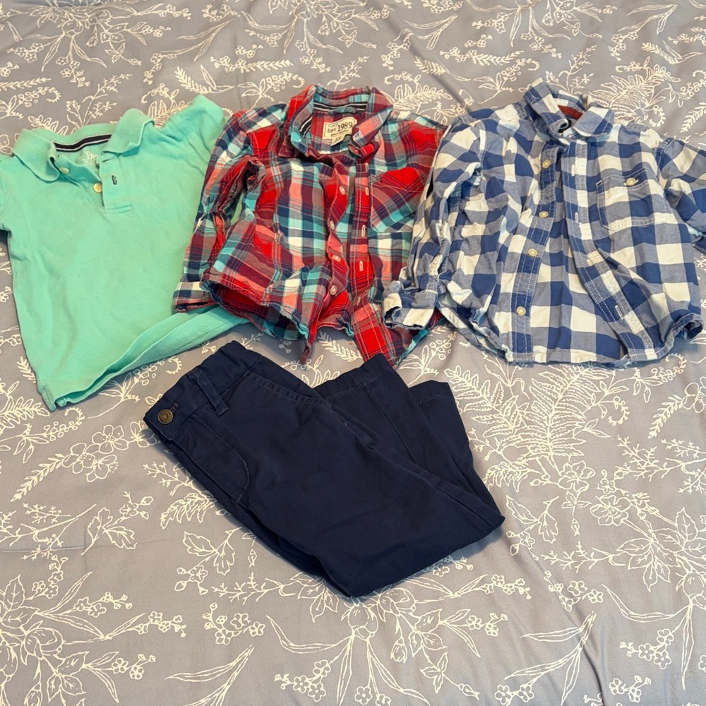 Boys 3T bundle. 2 Carter Button downs, 1 polo, 1 pair of blue pants. GUC